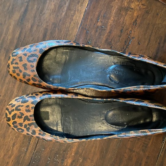 Hollywould Leopard Patent Leather Ballet Flats - Picture 1 of 3